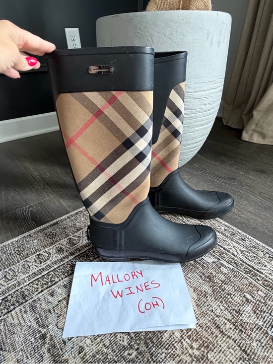 Burberry Shoes - Burberry Classic Plaid Tall Rain Boots - Black & Beige